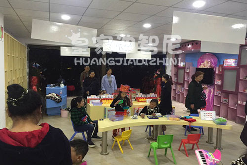 在县城开玩具店能挣钱吗？？？？