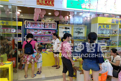 怎样让玩具店新增客流?