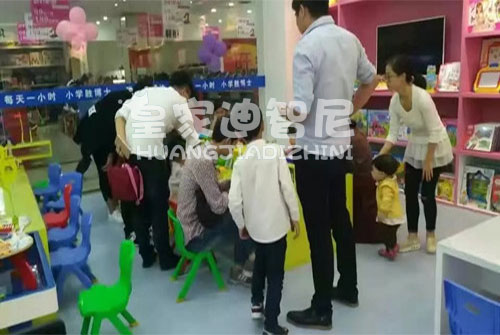 玩具店导购员怎样洞悉客户的心理
