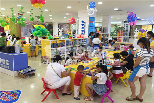 儿童玩具店选址要充分思量主顾的流动