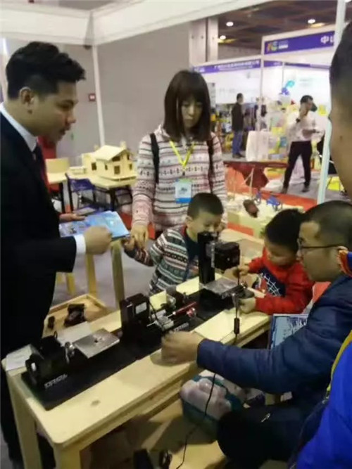 皇家0033990威尼斯玩具展