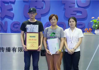 玩具店加盟签约热潮 - 加盟动态-皇家0033990威尼斯儿童玩具店加盟官网