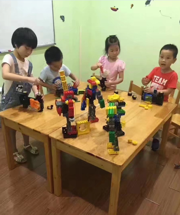 儿童益智玩具店 - 品牌动态-皇家0033990威尼斯儿童玩具店加盟官网