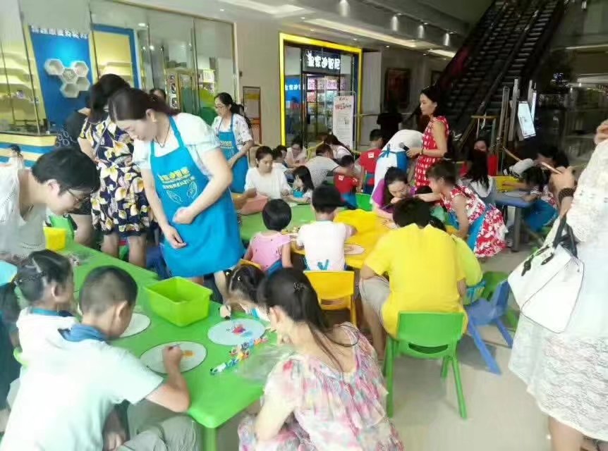 儿童玩具店加盟 - 玩具店开业-皇家0033990威尼斯儿童玩具店加盟官网
