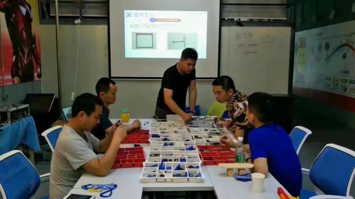 玩具加盟-品牌动态-皇家0033990威尼斯儿童玩具店加盟官网
