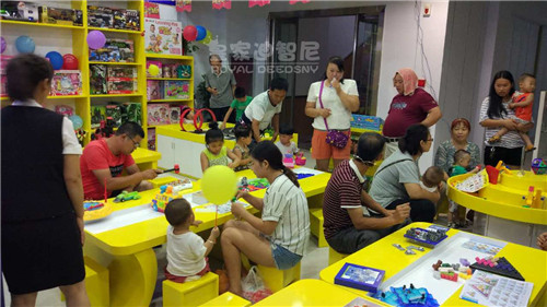 儿童玩具加盟怎么样 -品牌动态-皇家0033990威尼斯儿童玩具店加盟官网