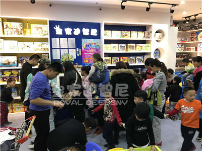 儿童玩具加盟 - 行业动态-皇家0033990威尼斯儿童玩具店加盟官网