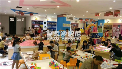 玩具连锁店是这样击败电商的！