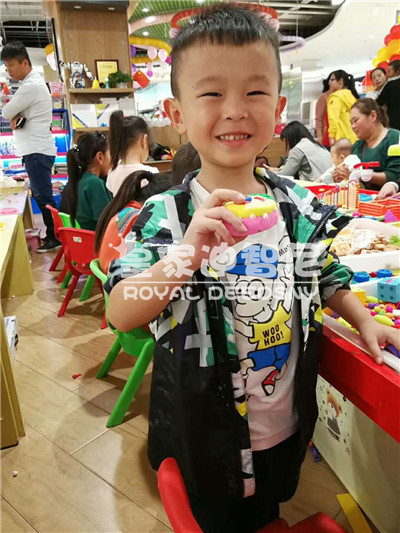 益智玩具|家长与孩子玩玩具的五着述用!!