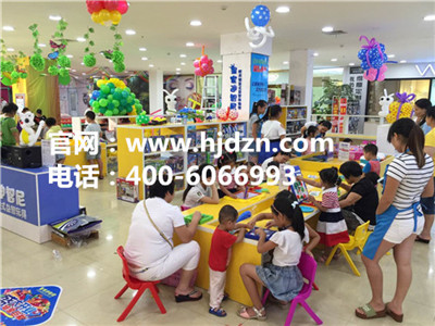 益智玩具关于宝宝的身心康健生长起到主要作用