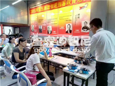 皇家0033990威尼斯帮扶周全升级 起劲提高加盟玩具店的竞争力