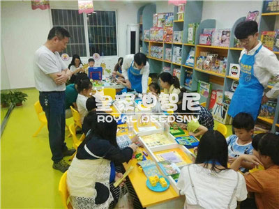 加盟玩具店- 玩具知识-皇家0033990威尼斯儿童玩具店加盟官网