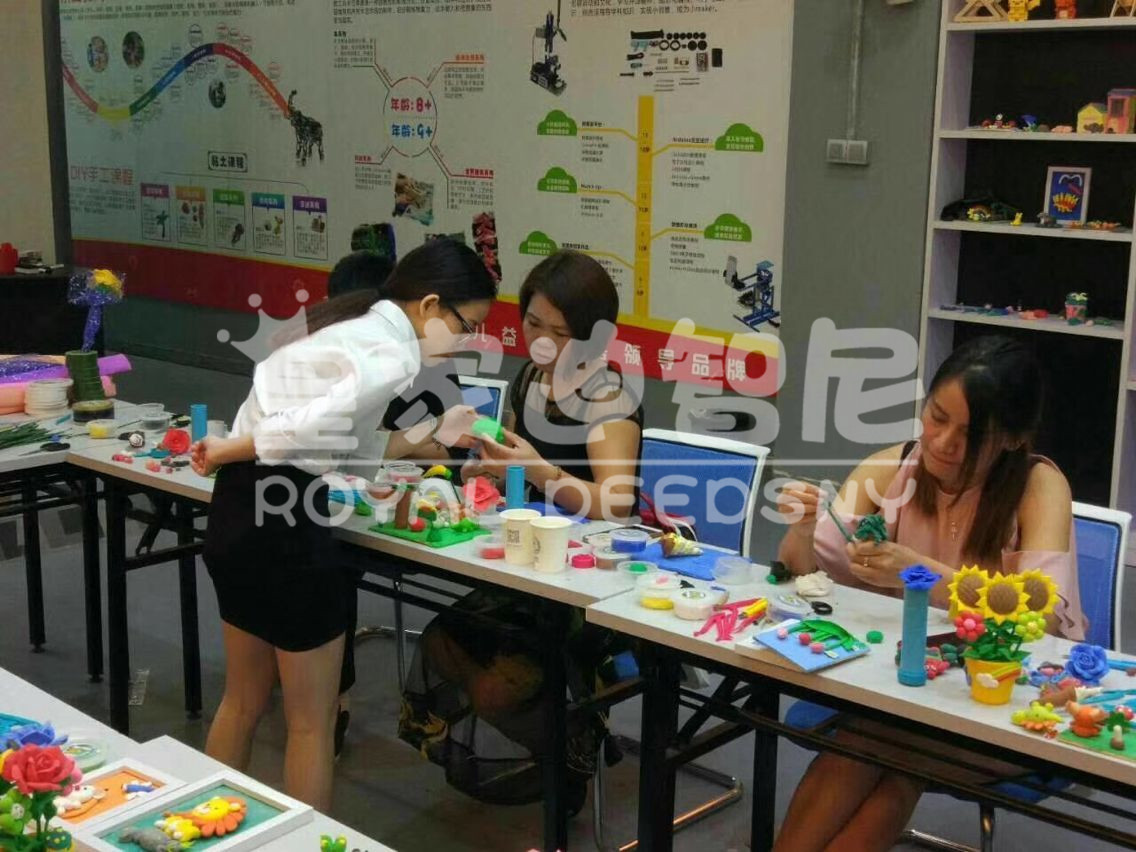 玩具加盟店- 品牌动态-皇家0033990威尼斯儿童玩具店加盟官网