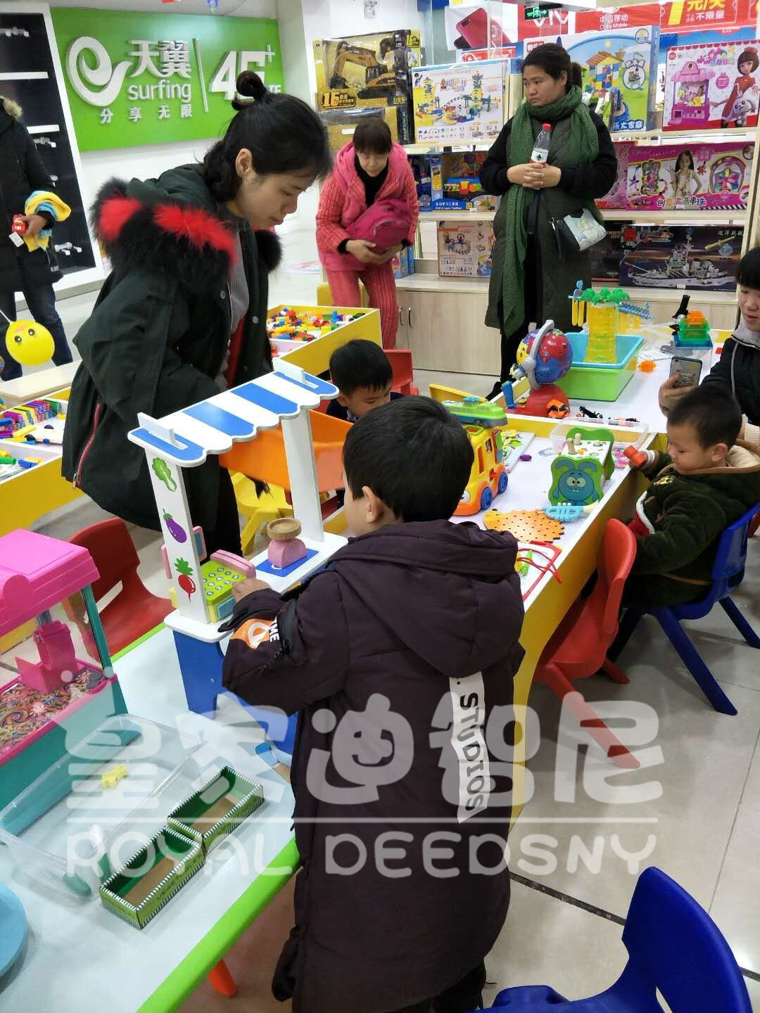 皇家0033990威尼斯-玩具店面装修