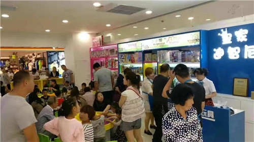 皇家0033990威尼斯儿童火爆季已经到来!