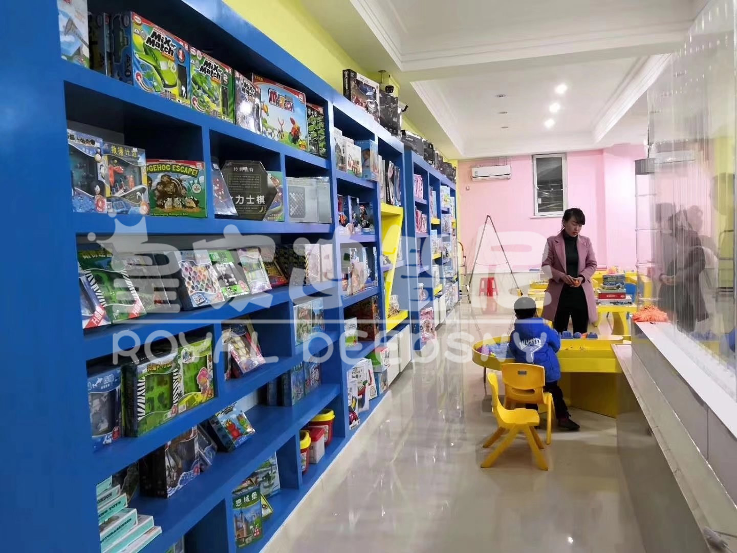 玩具加盟店可以使用品牌效益推广谋划的技巧