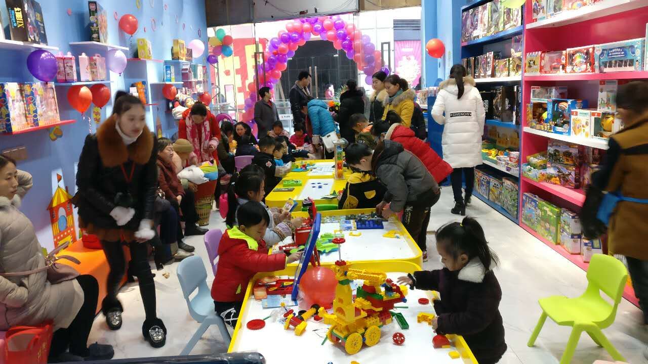 玩具加盟店的品牌该怎样树立形象