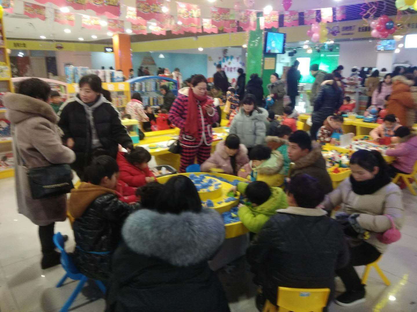 加盟玩具店降低运营本钱，，，，，应该怎么做呢?