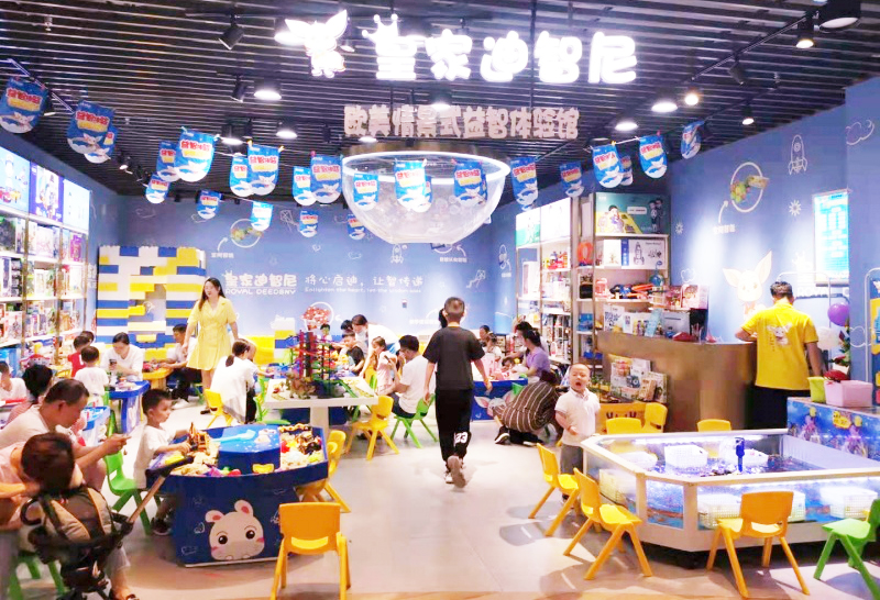 在小区开一家皇家0033990威尼斯玩具加盟店行不可?