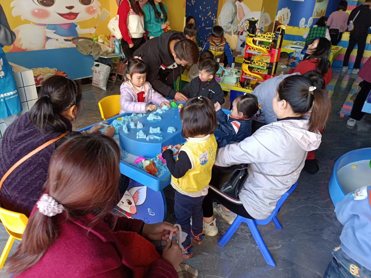孩子爱发性情，，，怙恃该怎样准确指导