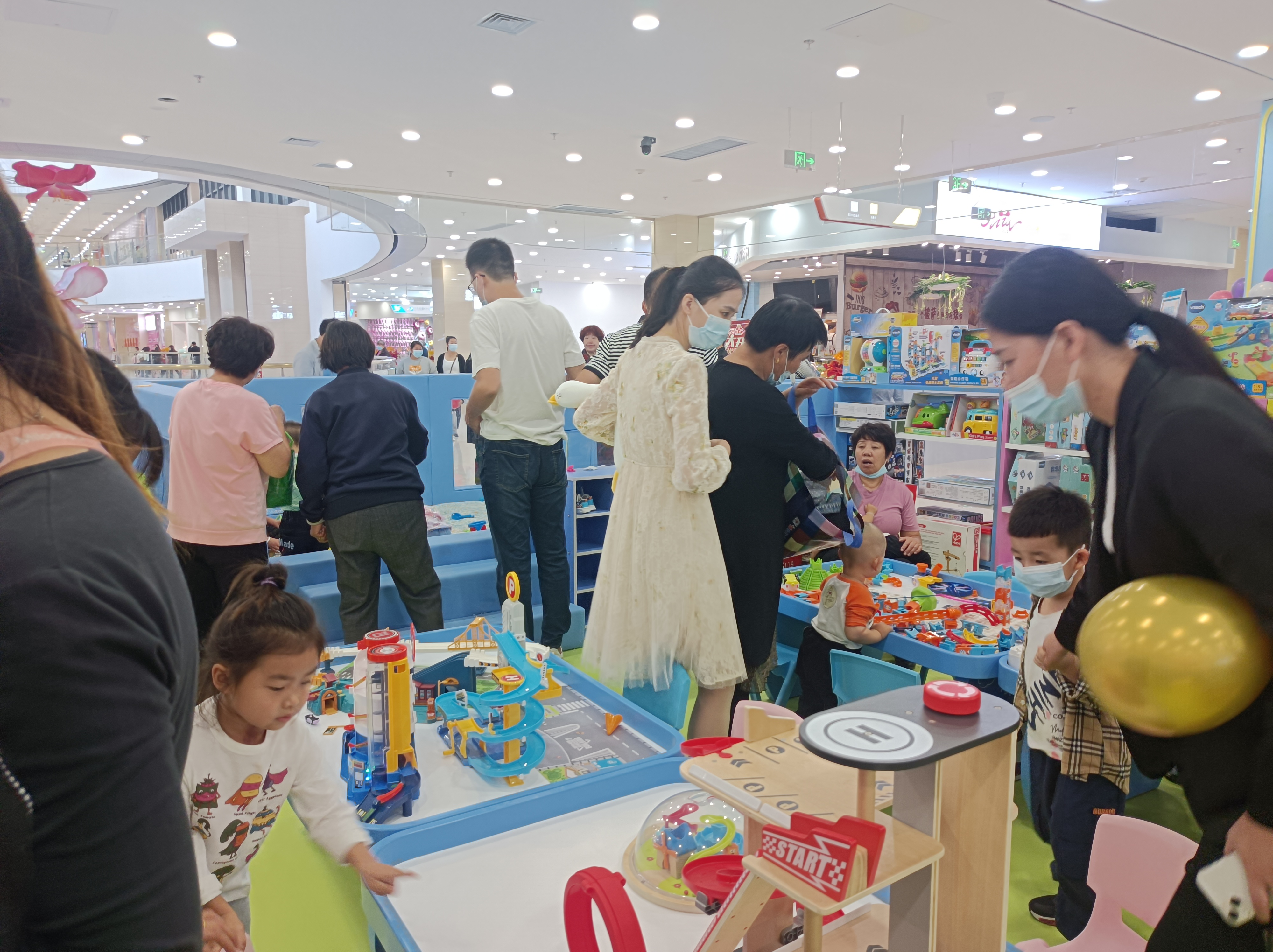 皇家0033990威尼斯丨国庆假期黄金周店肆火爆开业盛况。。。。。。
