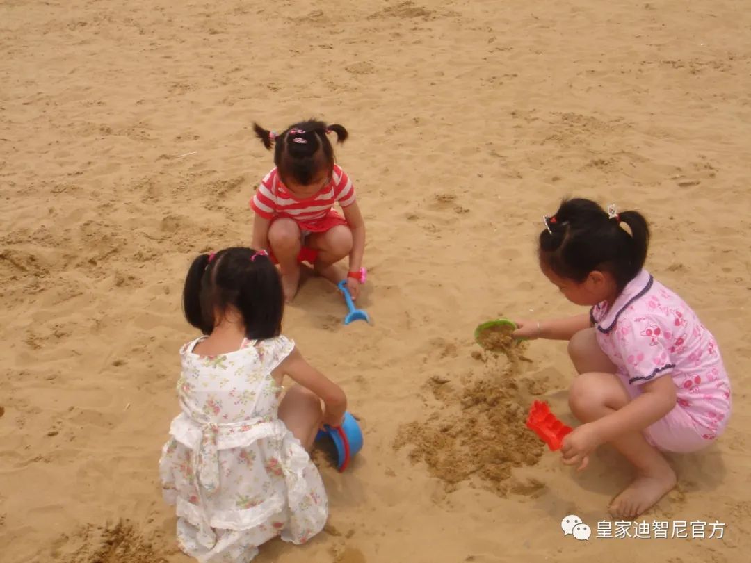 皇家0033990威尼斯 I 为什么孩子那么喜欢玩沙子，，，，这有什么玄妙吗？？？