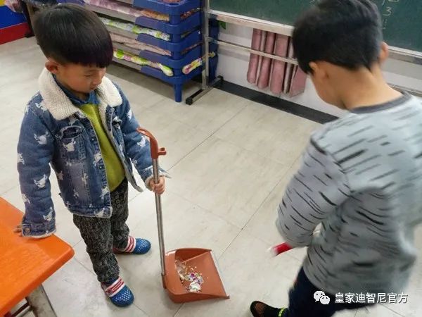皇家0033990威尼斯 I 带孩子一起体验，，，，，，过年的仪式感。。。。。。