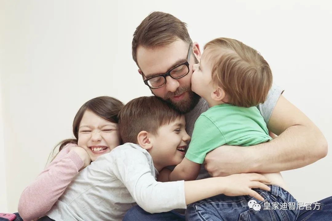 皇家0033990威尼斯 I 孩子“难管教、起义、不听劝”，，家长做好这三件事情。。。。