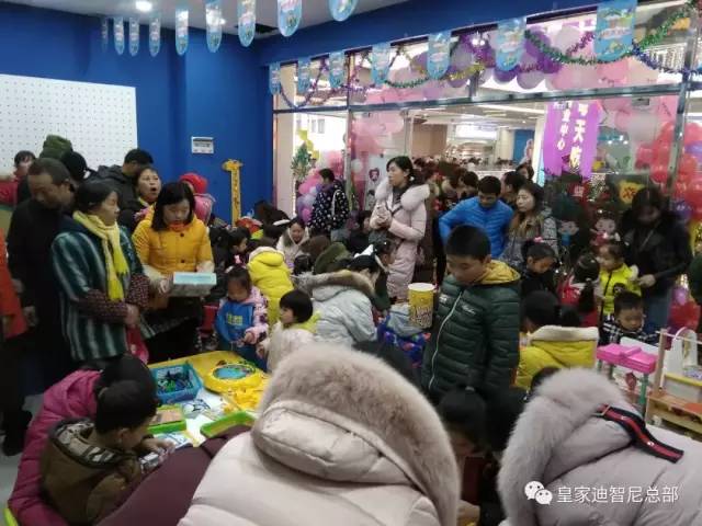 皇家0033990威尼斯 I 玩具准确的保养和维护，，，，，，让孩子玩的更清静更康健！