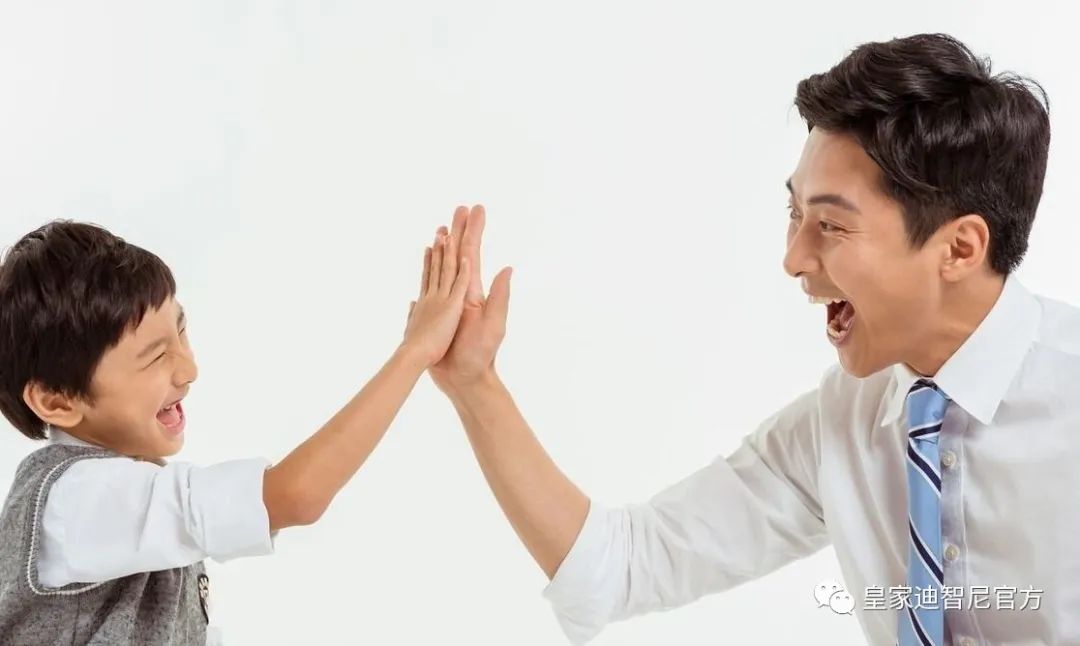 皇家0033990威尼斯 I 孩子“疏远”怙恃的原因，，，，，6岁前一定要阻止的征兆！