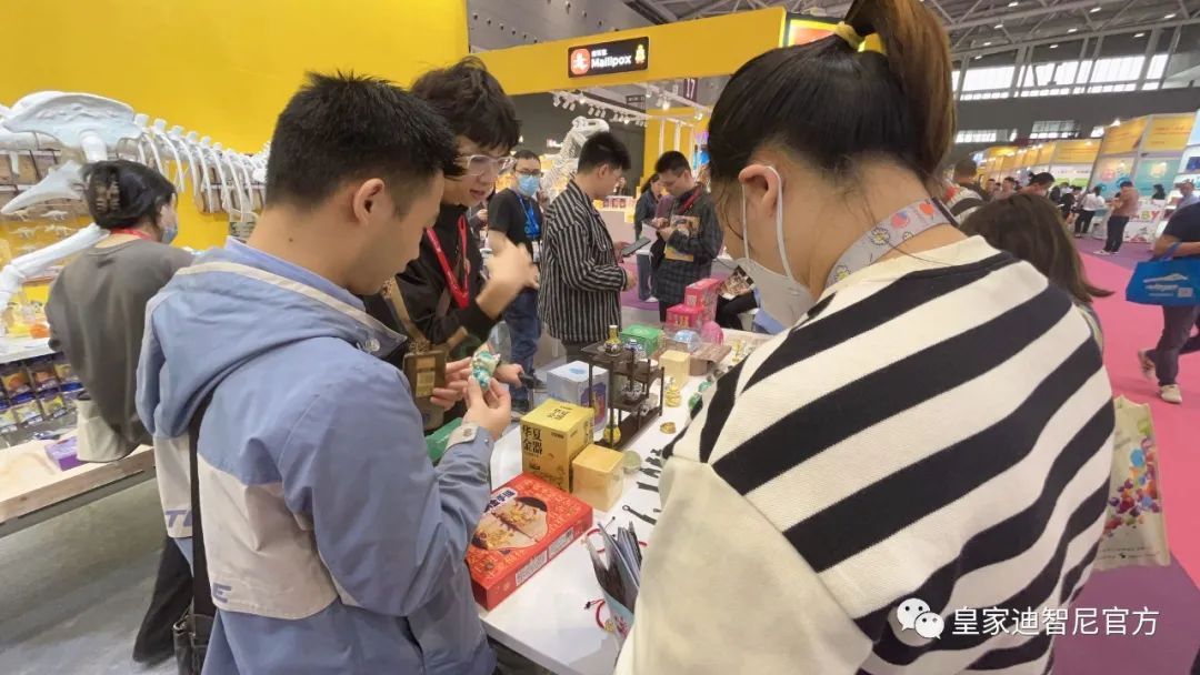皇家0033990威尼斯 I 让我们一起相约深圳玩具展！