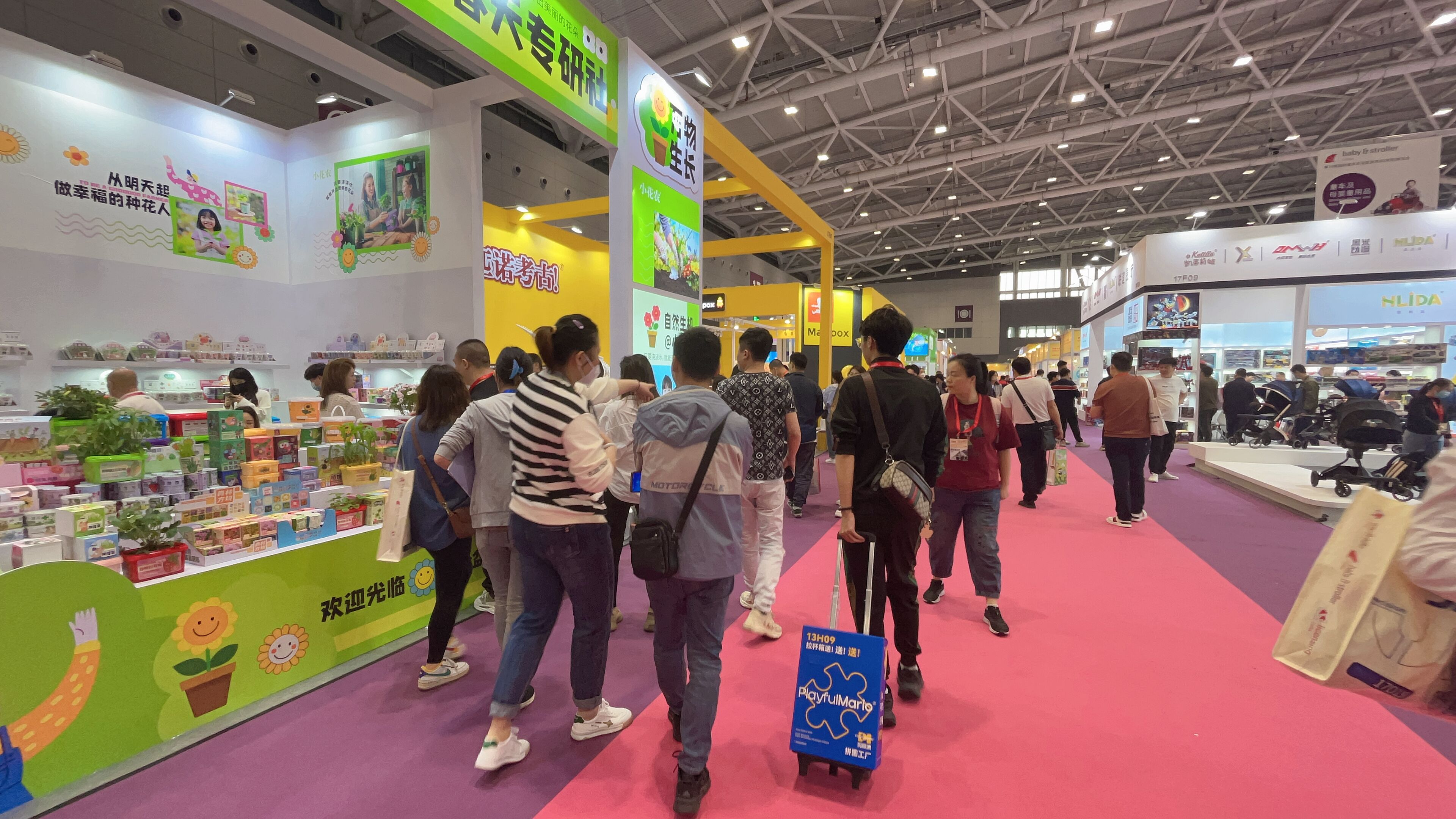 皇家0033990威尼斯 I 让我们一起相约深圳玩具展！