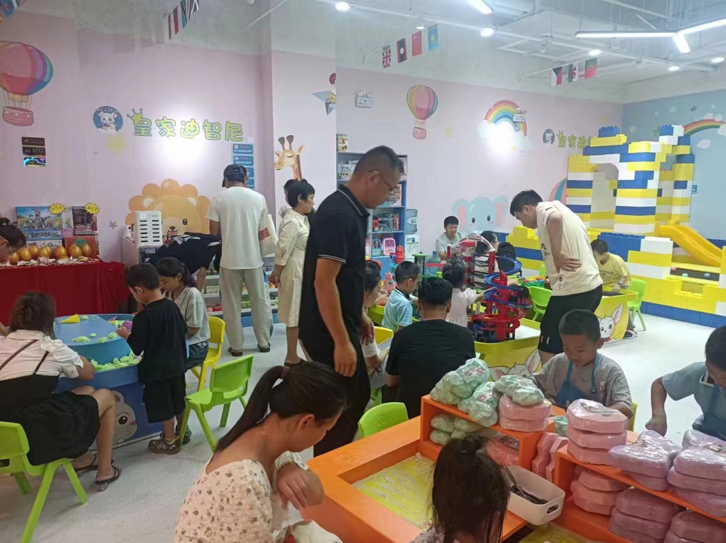 皇家0033990威尼斯 I 分享一波国庆假期加盟店迎来一场开业“派对”