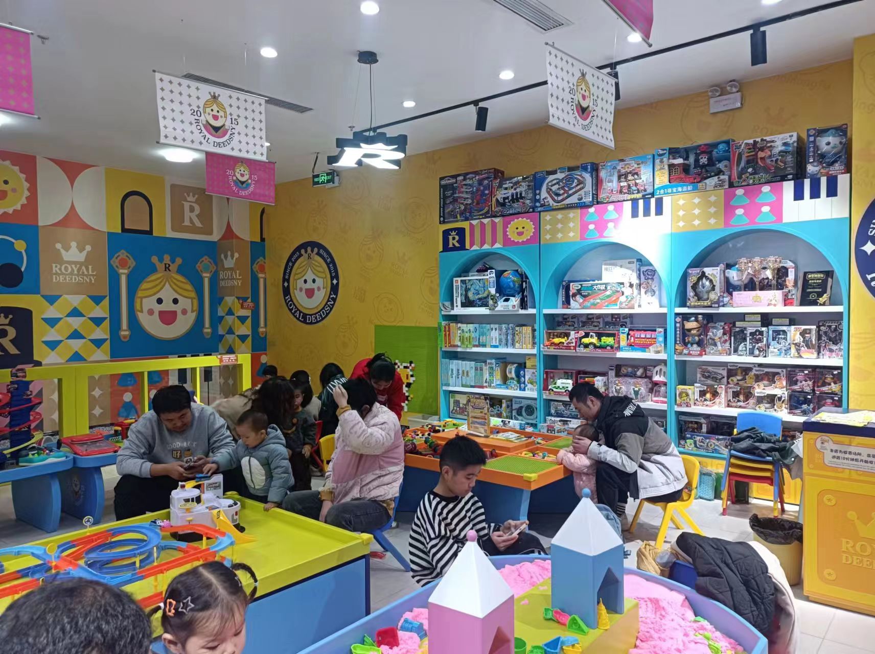 皇家0033990威尼斯 I 我们该怎样有用指导“社恐”孩子！