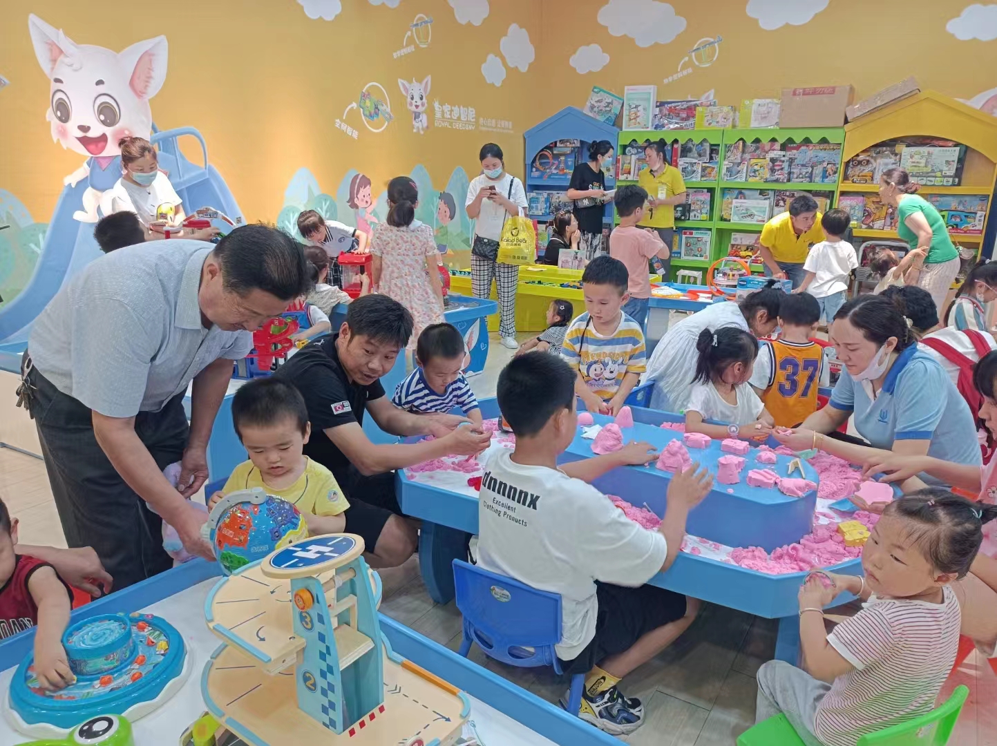 三四线都会的小县城开一家玩具加盟店怎么样?