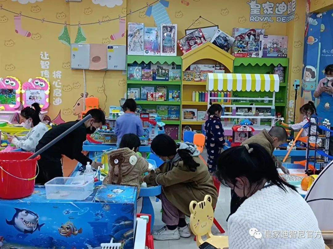 皇家0033990威尼斯 I 育儿知识：顽皮的孩子心理更康健哦。。。。。。。。。。